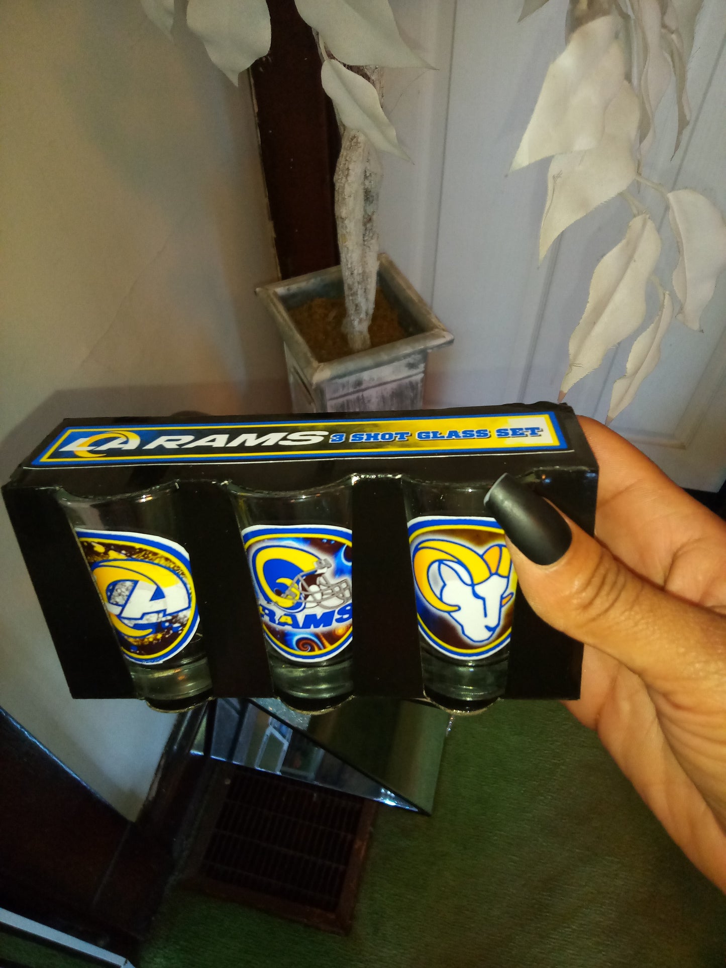 LA Football Inspired 3 Shot Glass Sett