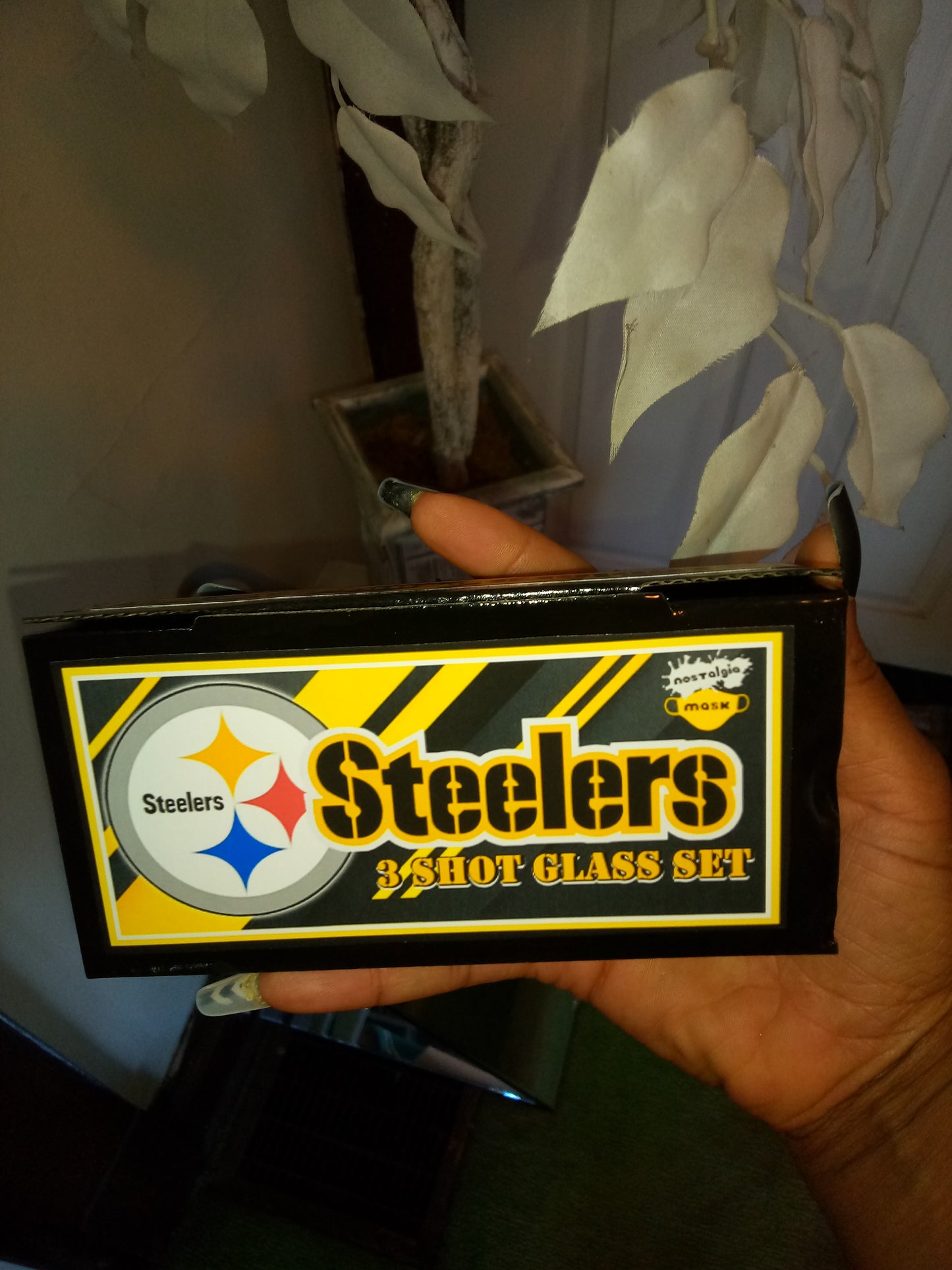 Pittsburgh Football Inspired 3 Shot Glass Set